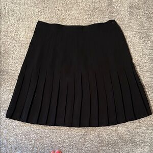 Black Pleated Women's Skirt